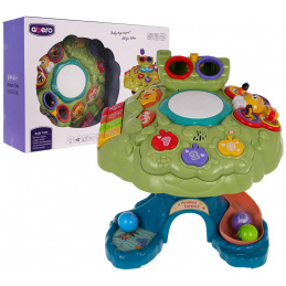 Interaktivno Stablo s Funkcijom Svjetla i Zvuka