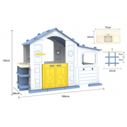 Velika kuća s predsobljem, košarkom i umivaonikom, plavi krov